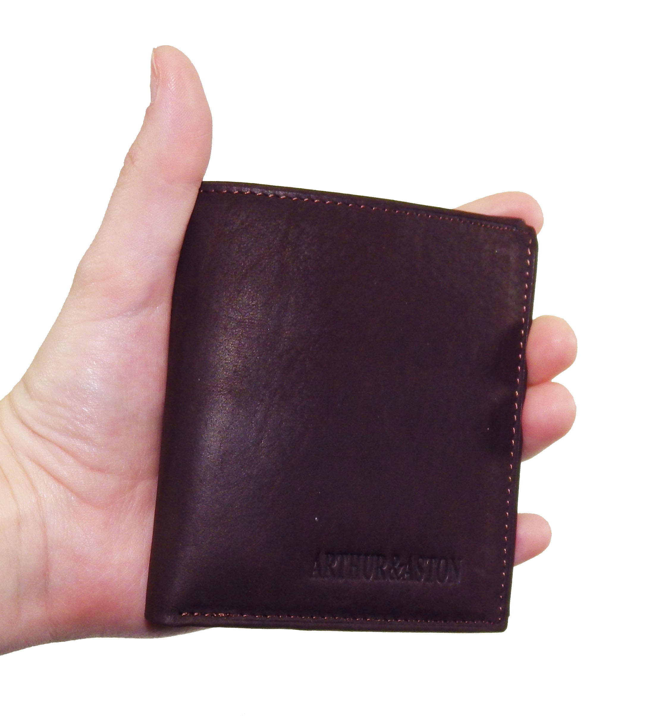 arthur et aston avis